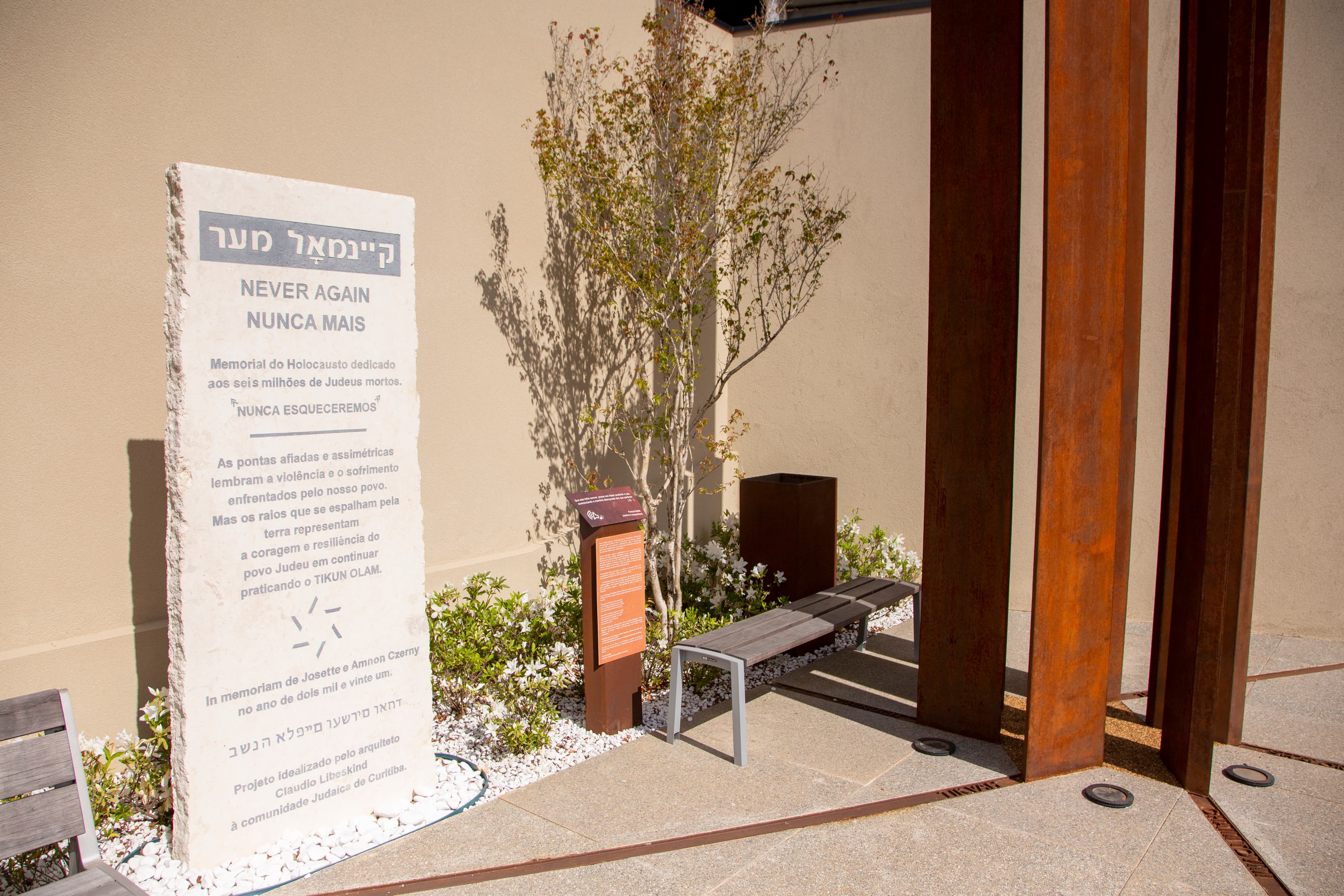 Cemitério Israelita do Santa Cândida — foto 3