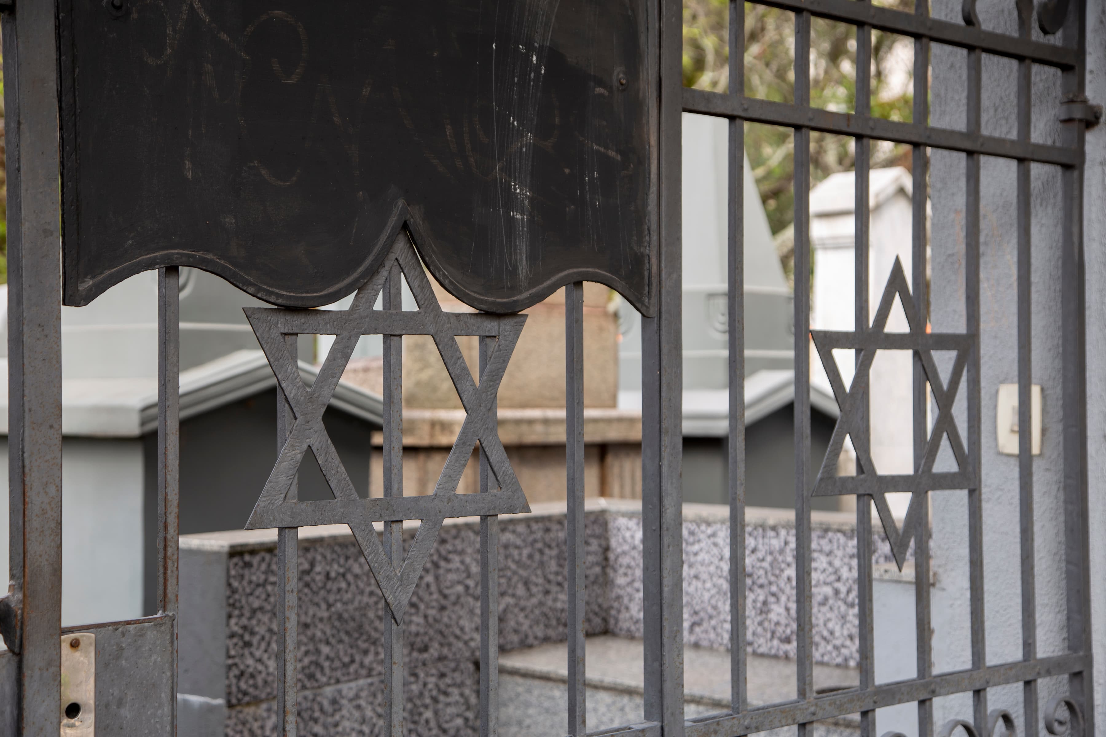 Cemitério Israelita do Água Verde - Imagem 1